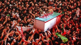 জন্মশহর মাশহাদে চিরনিদ্রায় সমাহিত আয়াতুল্লাহ আলী খামেনি ‎
